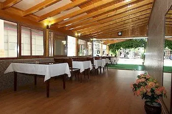 Koz Eren Otel Çeşme Ξενοδοχείο