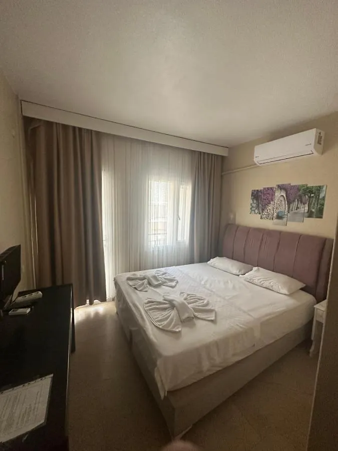 Ξενοδοχείο Koz Eren Otel Çeşme
