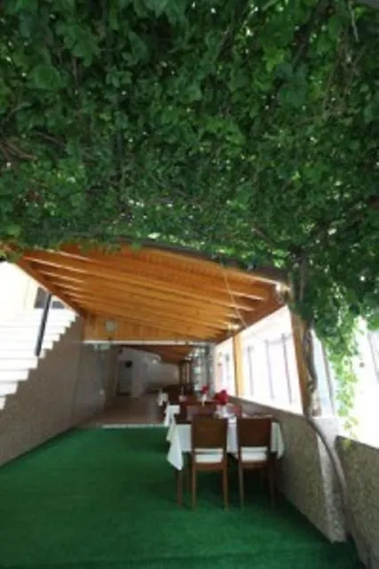 Ξενοδοχείο Koz Eren Otel Çeşme