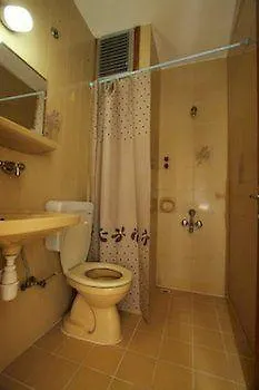 Koz Eren Otel Çeşme