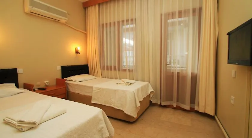 Koz Eren Otel Çeşme Ξενοδοχείο