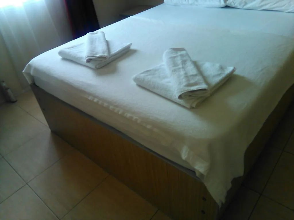 Koz Eren Otel Çeşme Ξενοδοχείο