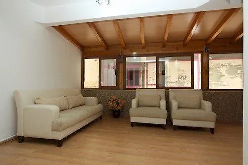 Koz Eren Otel Çeşme 2*,  Τουρκία